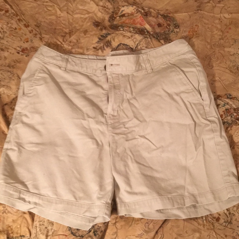 Old Navy Women's Cream Shorts